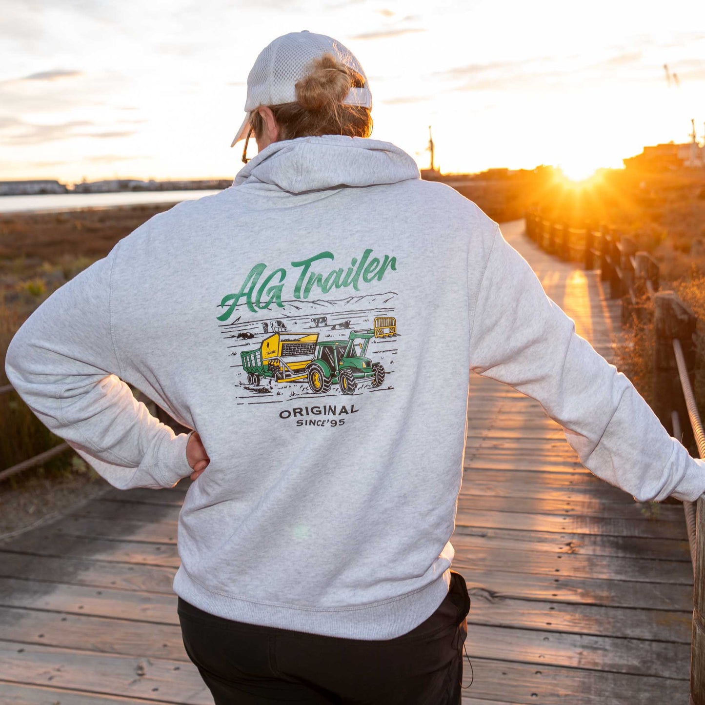 WOMEN'S Hoodie - White Marle (Agtrailer Original)