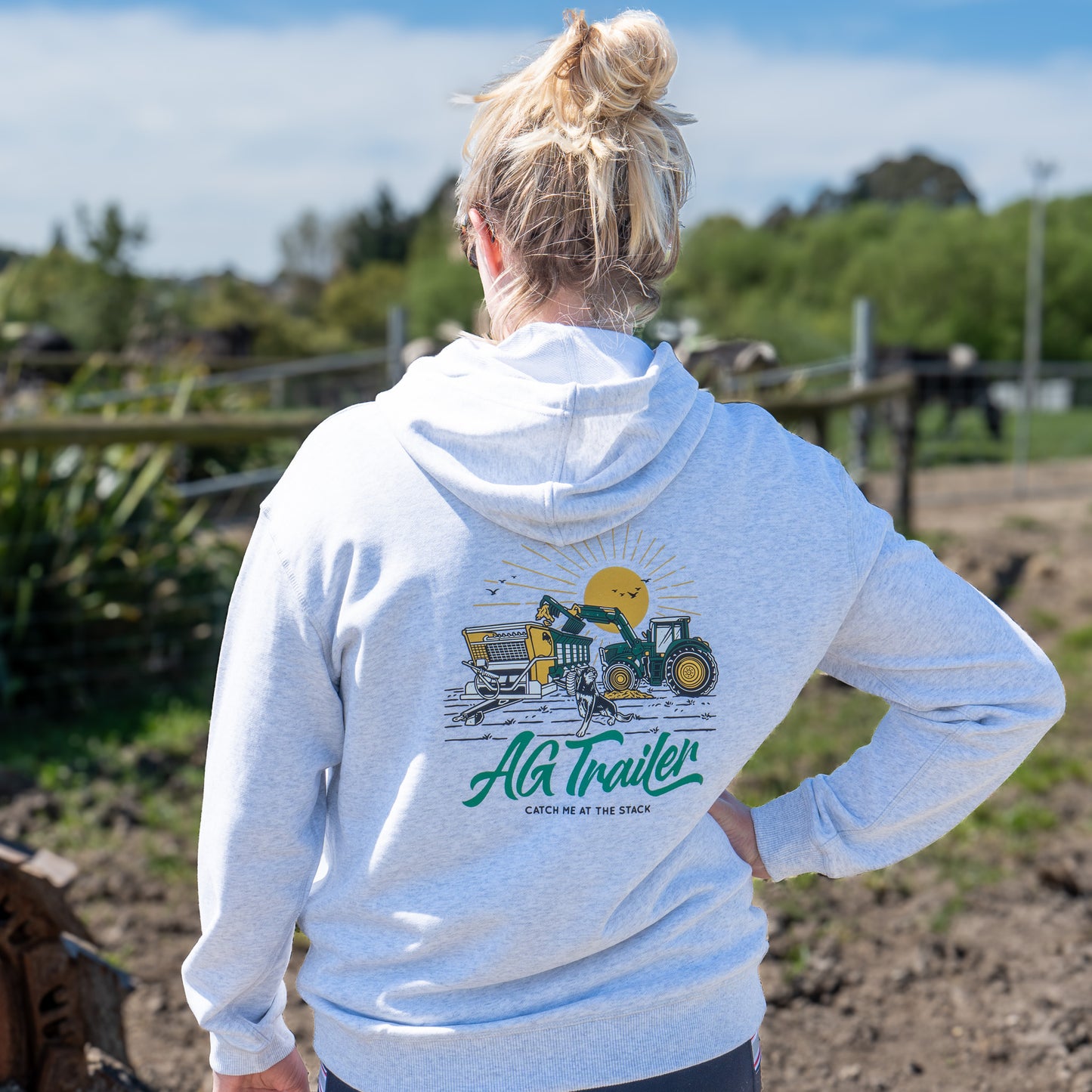 WOMEN'S Hoodie - White Marle (Catch me at the Stack)