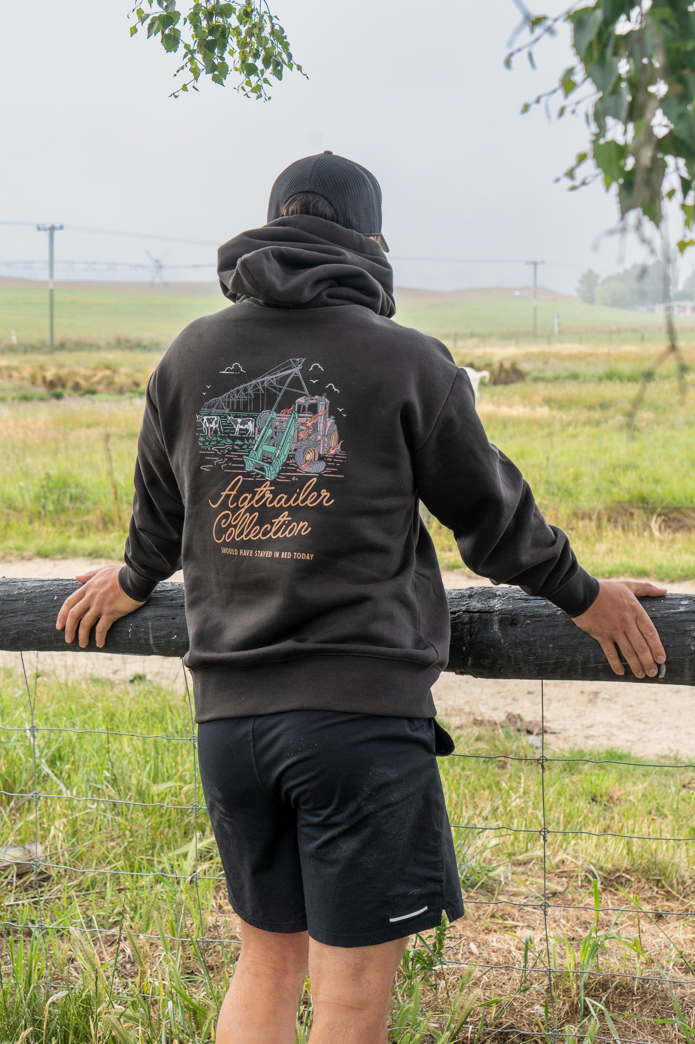 MEN'S FIT Heavy Hoodie - Coal (Stayed in Bed)